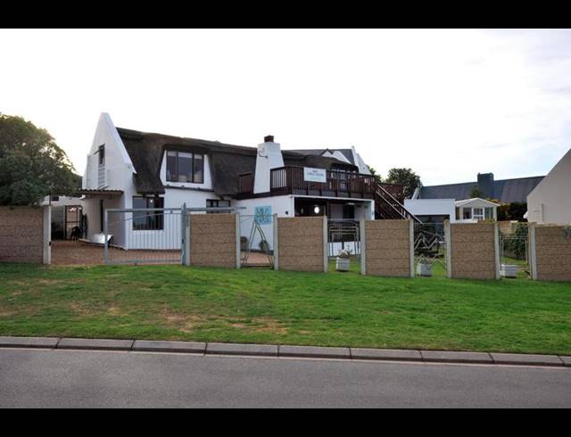 5 BEDROOM HOUSE FOR SALE IN STILBAAI-WES